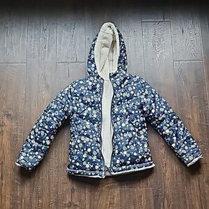 Girls reversible fleece lined coat. Size 7/8